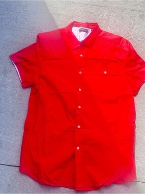 Kenneth Cole Red Short-Sleeve Button-Down Shirt